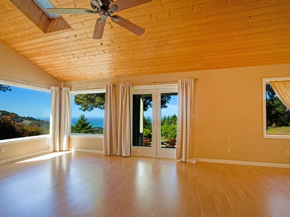 200 Cougar Rd, Whitethorn, CA 95589