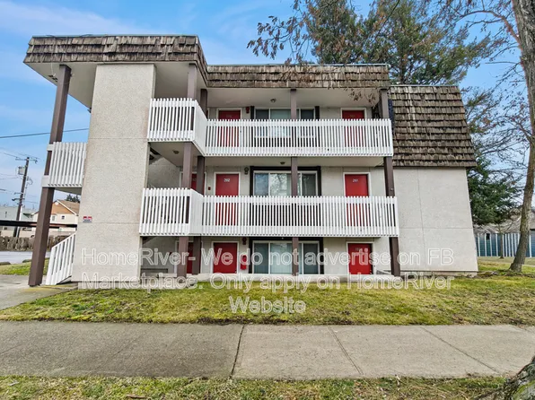 1414 N Addison St APT 203, Spokane, WA 99202
