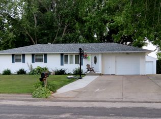 W1911 Vans Ct, Freedom, WI 54130