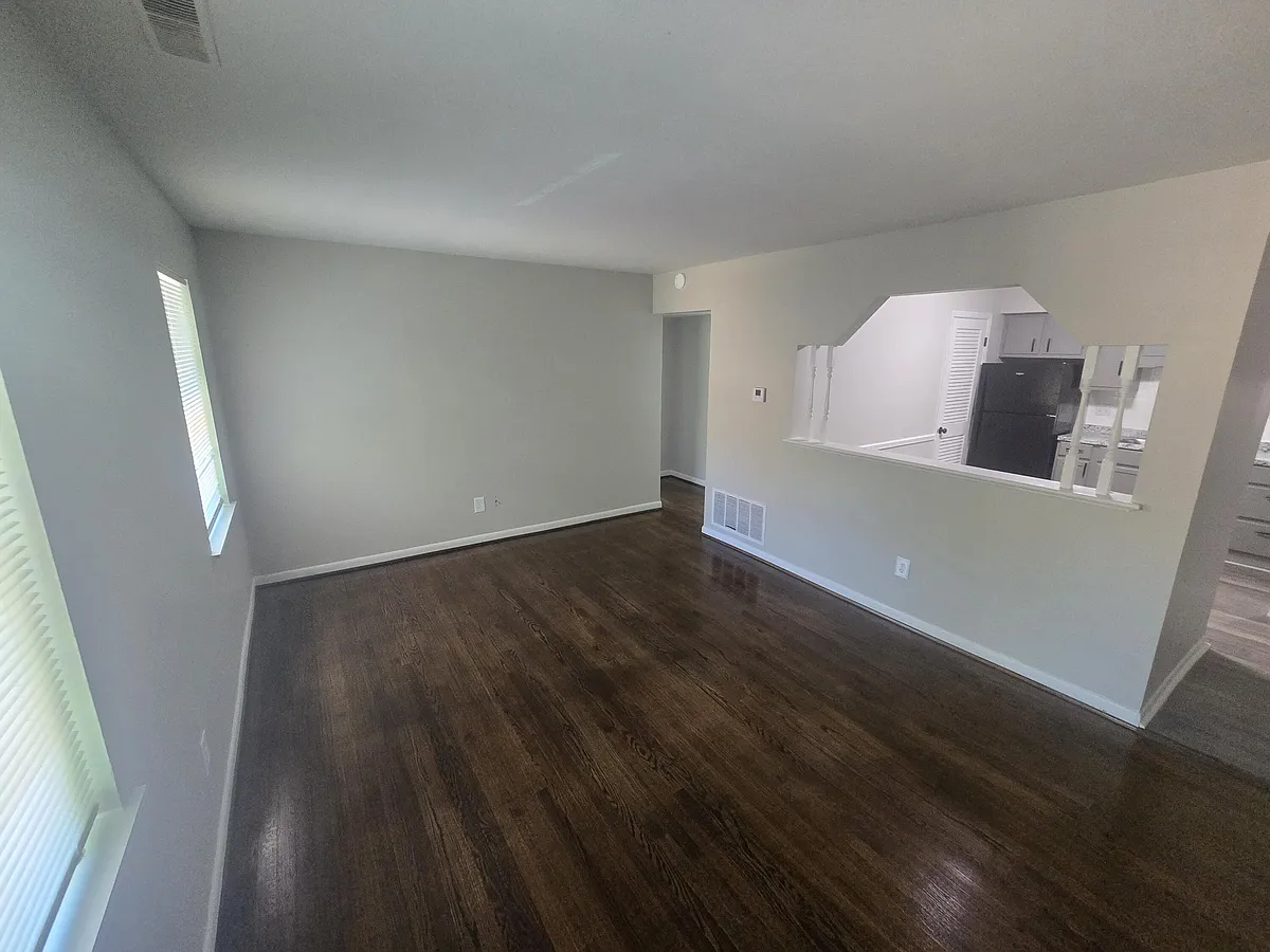 Building Photo - 2641 Westover Ave SW #12