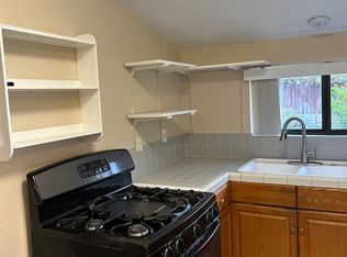 283 Hutchins Rd, Sebastopol, CA 95472