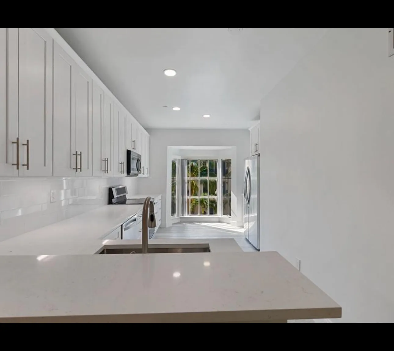 Juno Townhouse — Photo 4