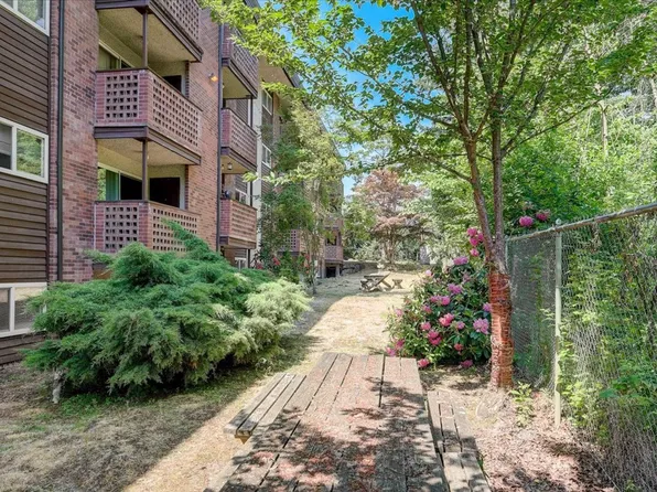 Spacious 1 Bedroom Apartment Homes