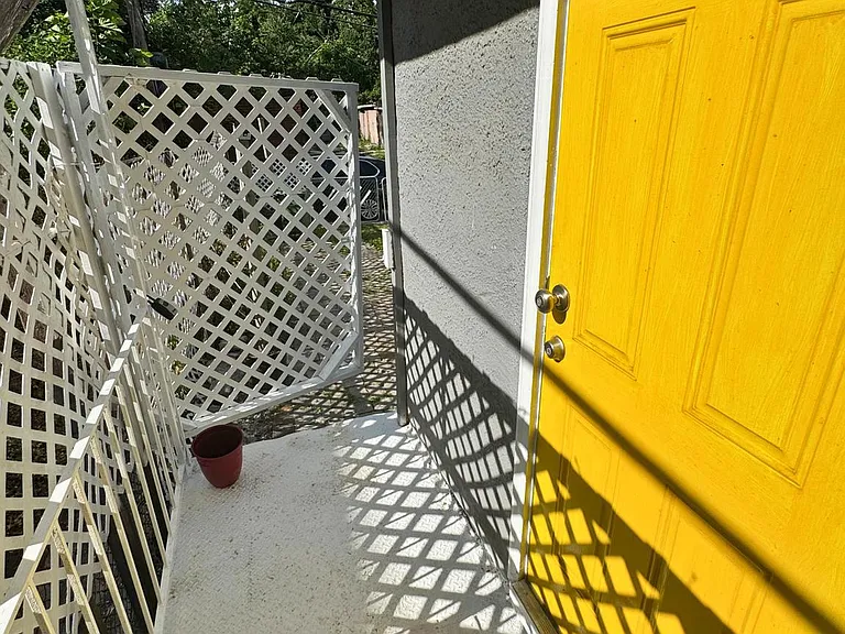 548 Radnor Ave — Photo 49