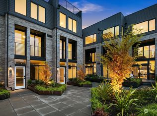 2438 Dexter Ave N, Seattle, WA 98109