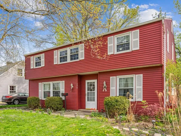 298 Carilla Ln, Columbus, OH 43228