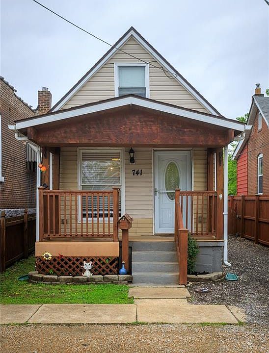 1st image of 741 Regina Ave
