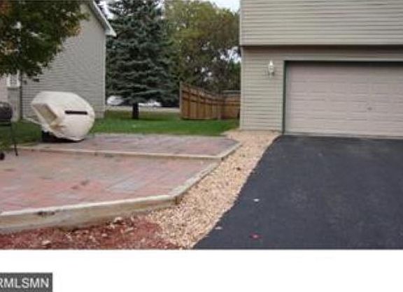 4th image of 551 131st Ave N