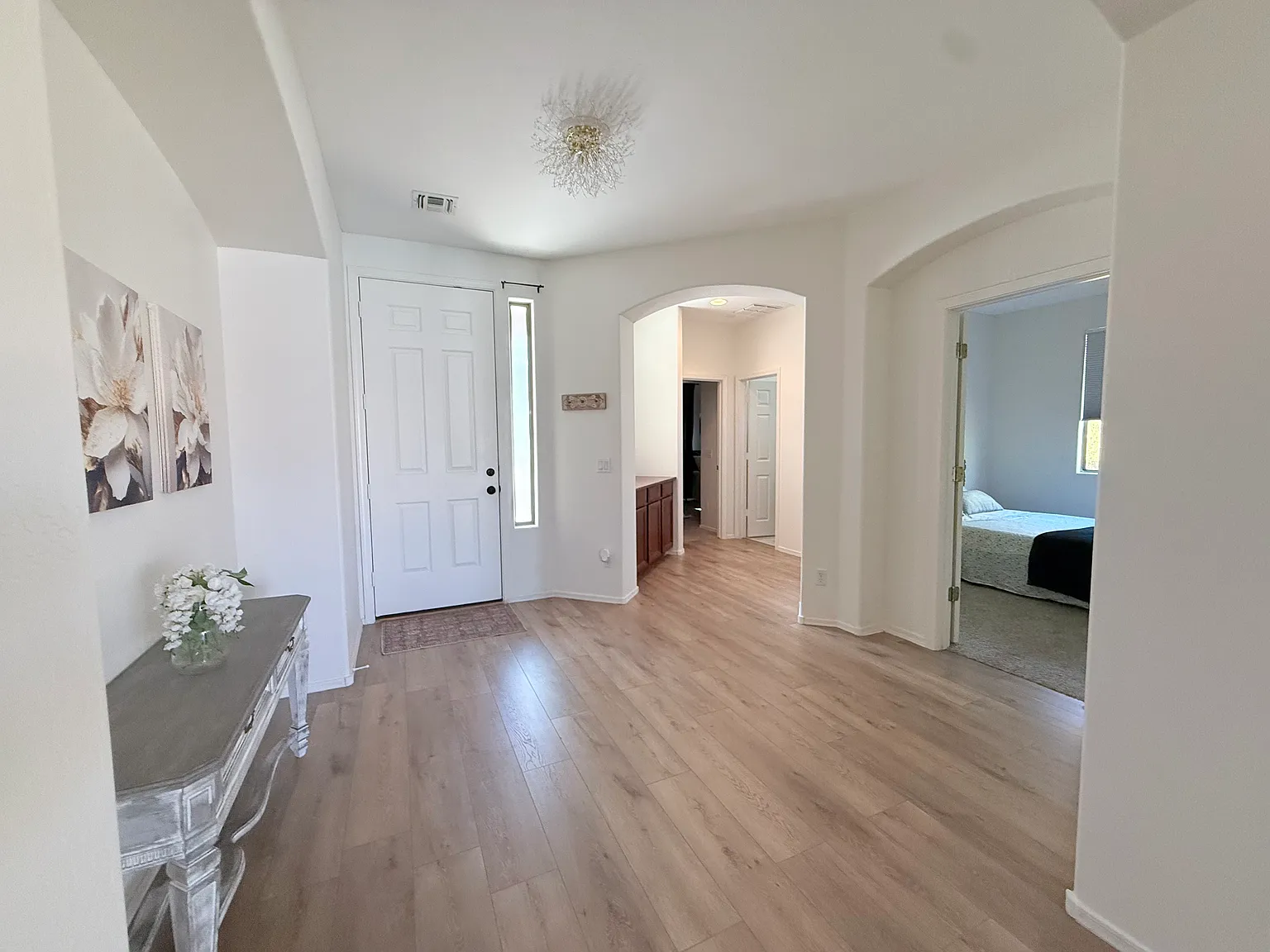 3 bed, 1779 sqft, $2,450 — Photo 3