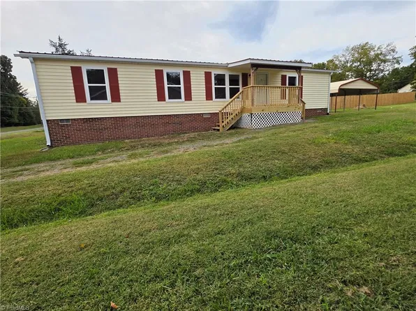 165 Underpass Rd, Advance, NC 27006