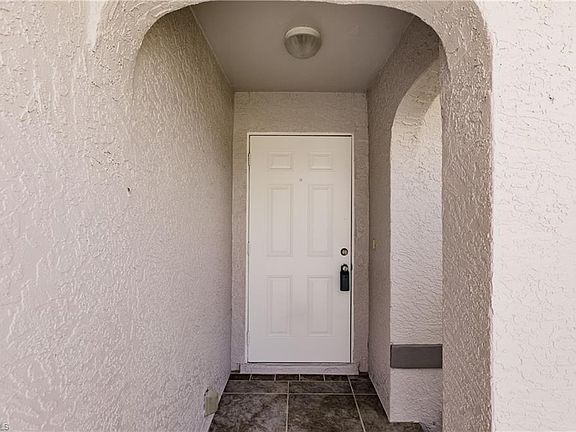 3rd image of 4321 SW Santa Barbara Pl