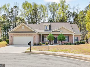 2607 Misty Rose Ln, Loganville, GA 30052