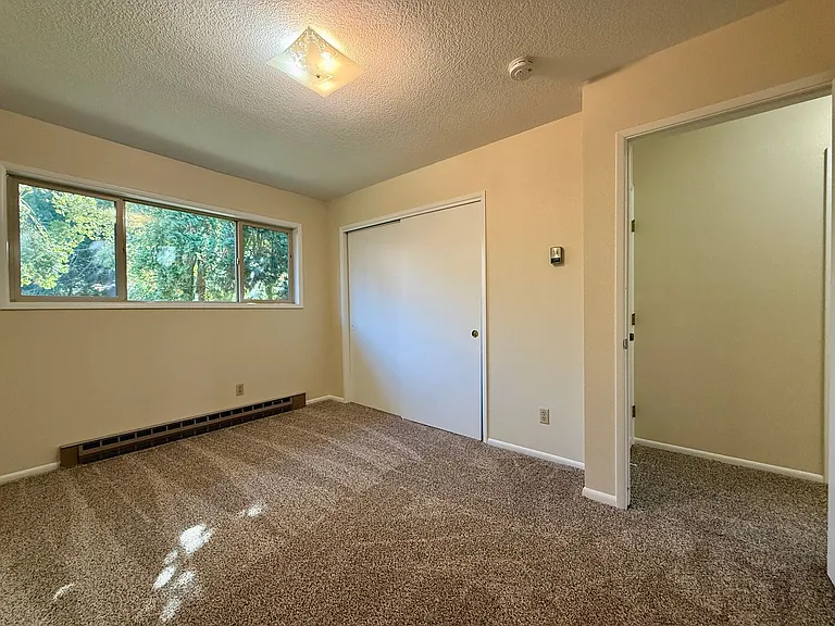 4516 NE Hancock St — Photo 8