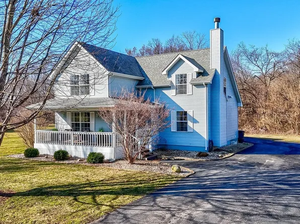 710 Daisy Ct, Seneca, IL 61360