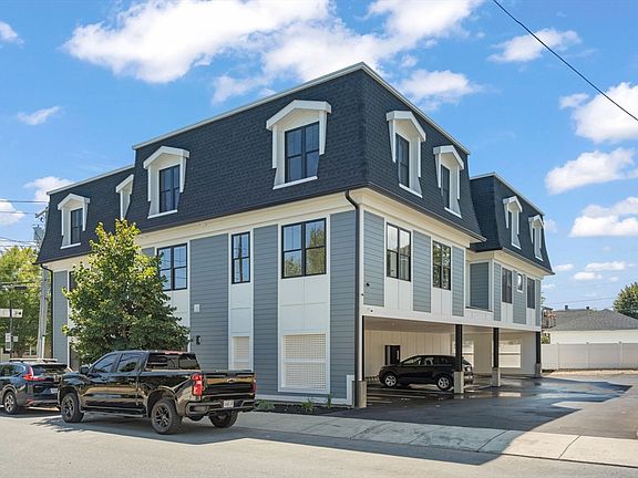 3rd image of 260 Elm St