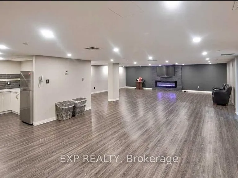 4001 Don Mills Rd #110 — Photo 50