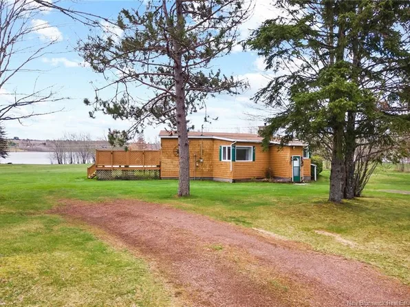 1520 Cox Point Rd, Waterborough, NB E4A 2Z7