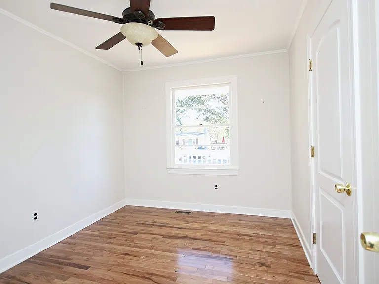 6160 Winesap Ln — Photo 16