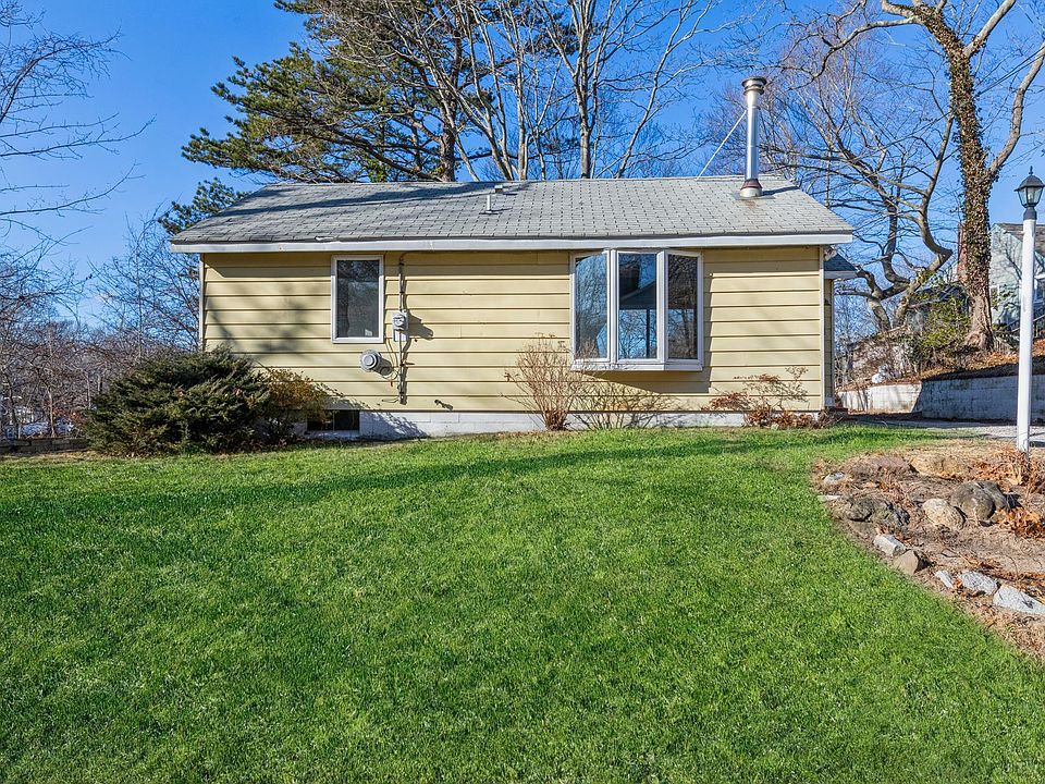 1st image of 68 Hill Dr