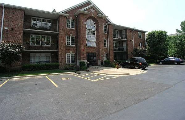 1st image of 5649 S. Cass Ave. #307