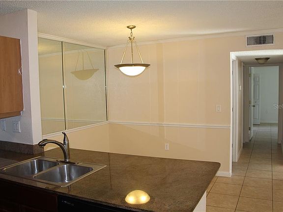 4th image of 5581 Baywater Dr #5581