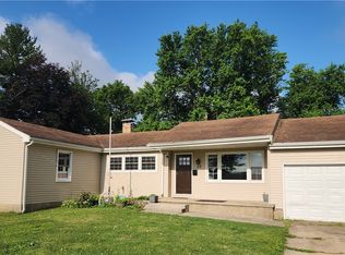 89 Pifers Ln, Sullivan, IL