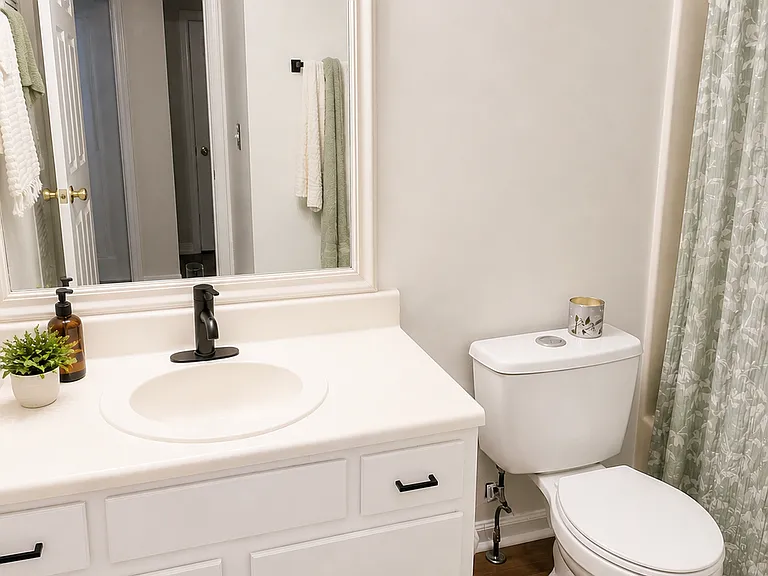 1267 Ridgecrest Ln SE — Photo 9