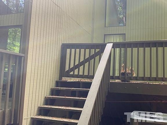 5th image of 710 Constitution Dr #202