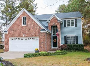 804 Penncross Dr E, Raleigh, NC 27610