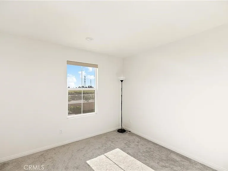 3906 E Coronado Privado — Photo 18