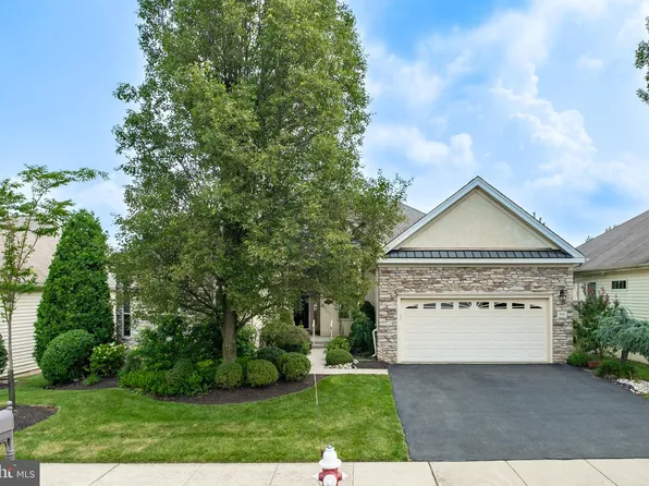 905 Laurens Ln, Warminster, PA 18974