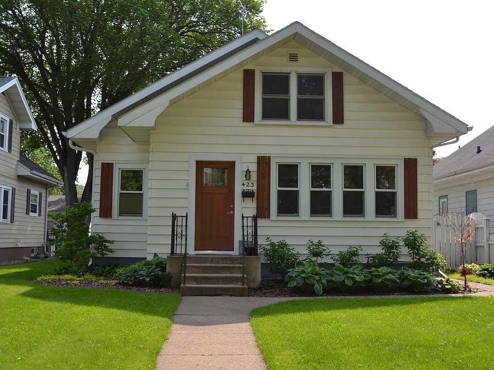 1st image of 423 23rd St S