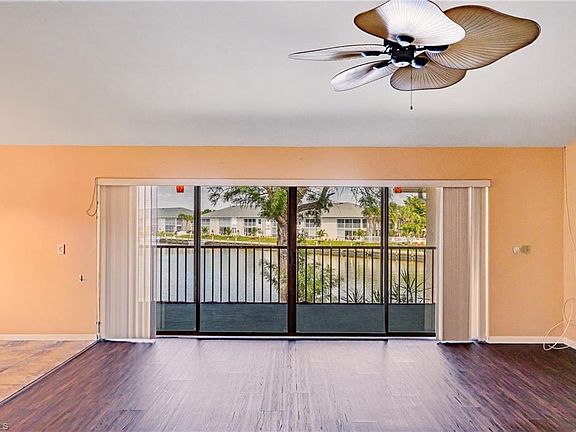 4th image of 4717 SW 13th Ave APT 211