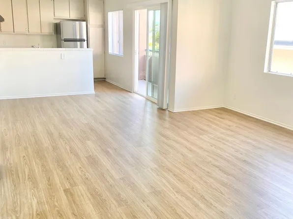 564 N Ardmore Ave #9A, Los Angeles, CA 90004