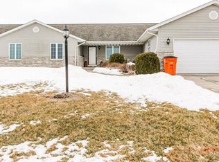 36 Bradford Hls, Sullivan, IL 61951