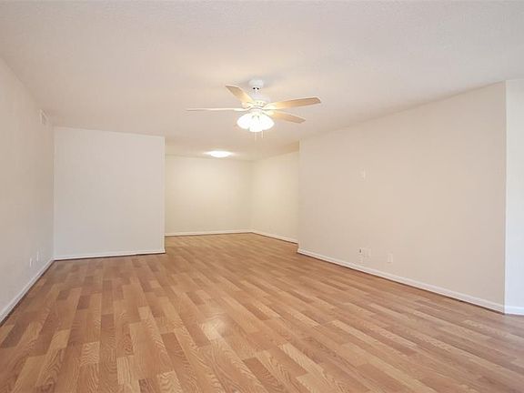 5th image of 9700 Leawood Blvd APT 322