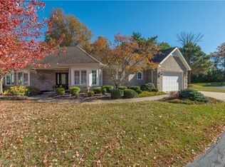 37 Mariners Cv, Vermilion, OH 44089