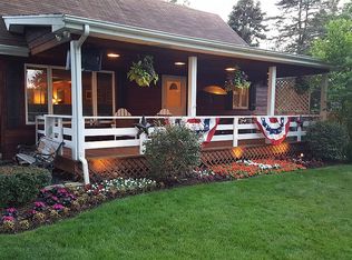 27W023 Grand Ave, Wheaton, IL 60187