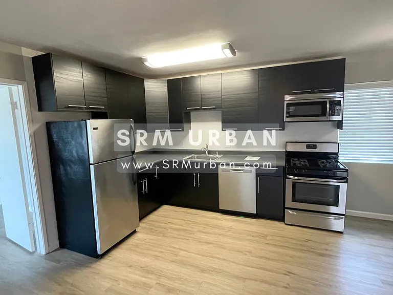 2543 A St #16 — Photo 1