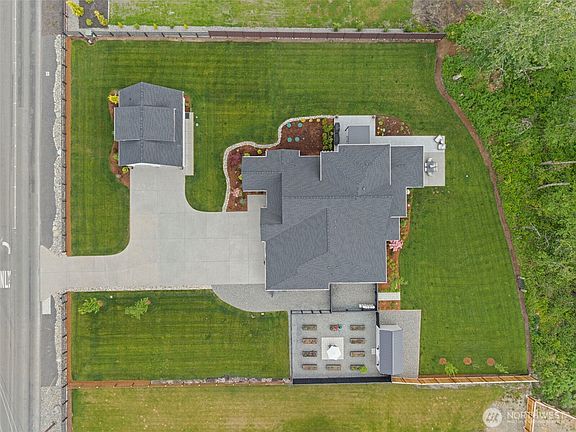 2nd image of 12055 Mundy Loss Road E