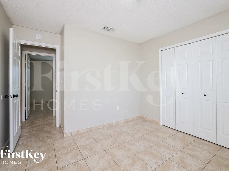585 Koala Dr — Photo 11