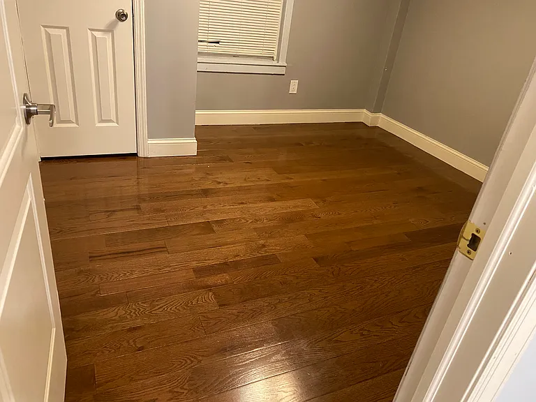 2 Secon Floor Norwalk Ct — Photo 4