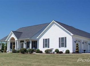 6705 McCowans Ferry Rd, Versailles, KY 40383