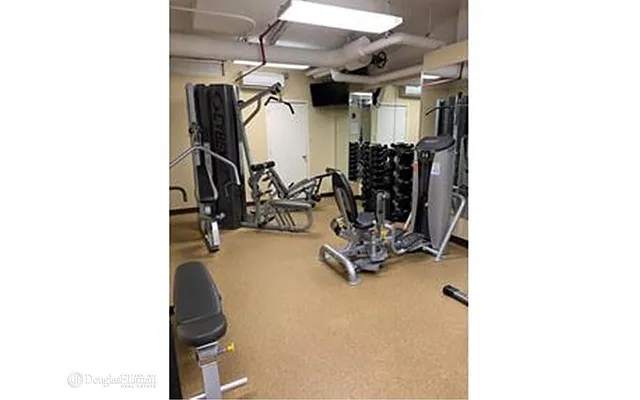 Rented by Douglas Elliman | media 27