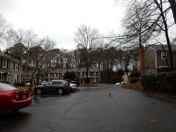 4th image of 1092 New Haven Dr