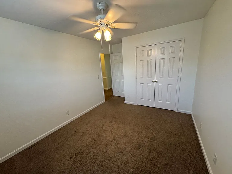 834 Brentwood Point — Photo 22