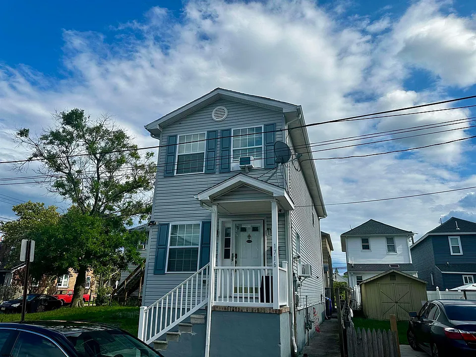 1716 Logan Ave