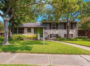9820 Queenswood Ln, Dallas, TX 75238