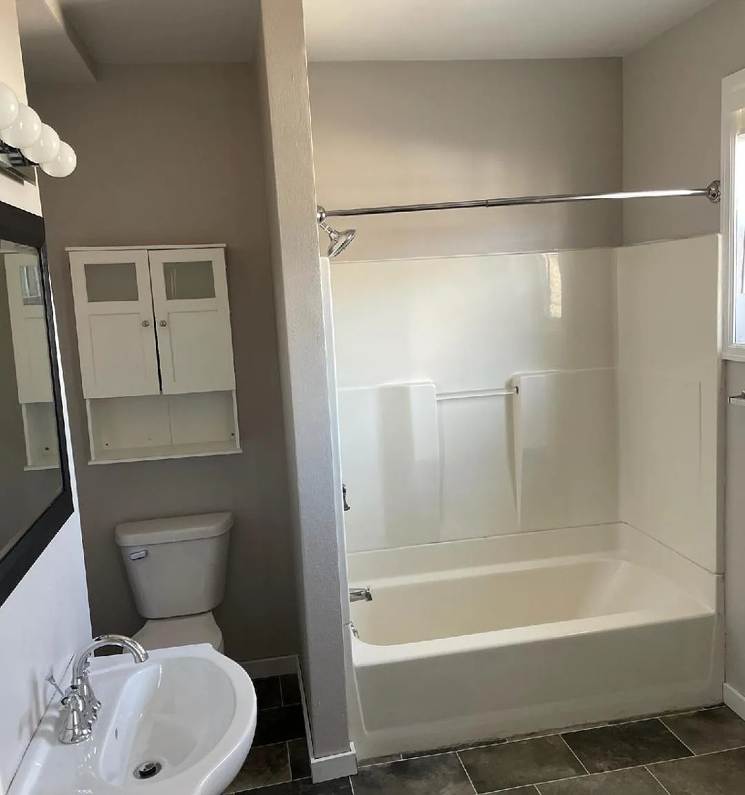 4 bed, 1246 sqft, $1,995 — Photo 4