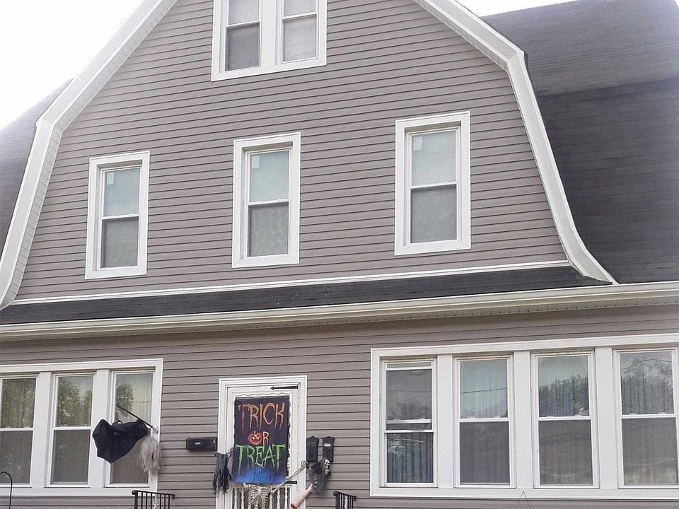 1st image of 341 Vincent Ave